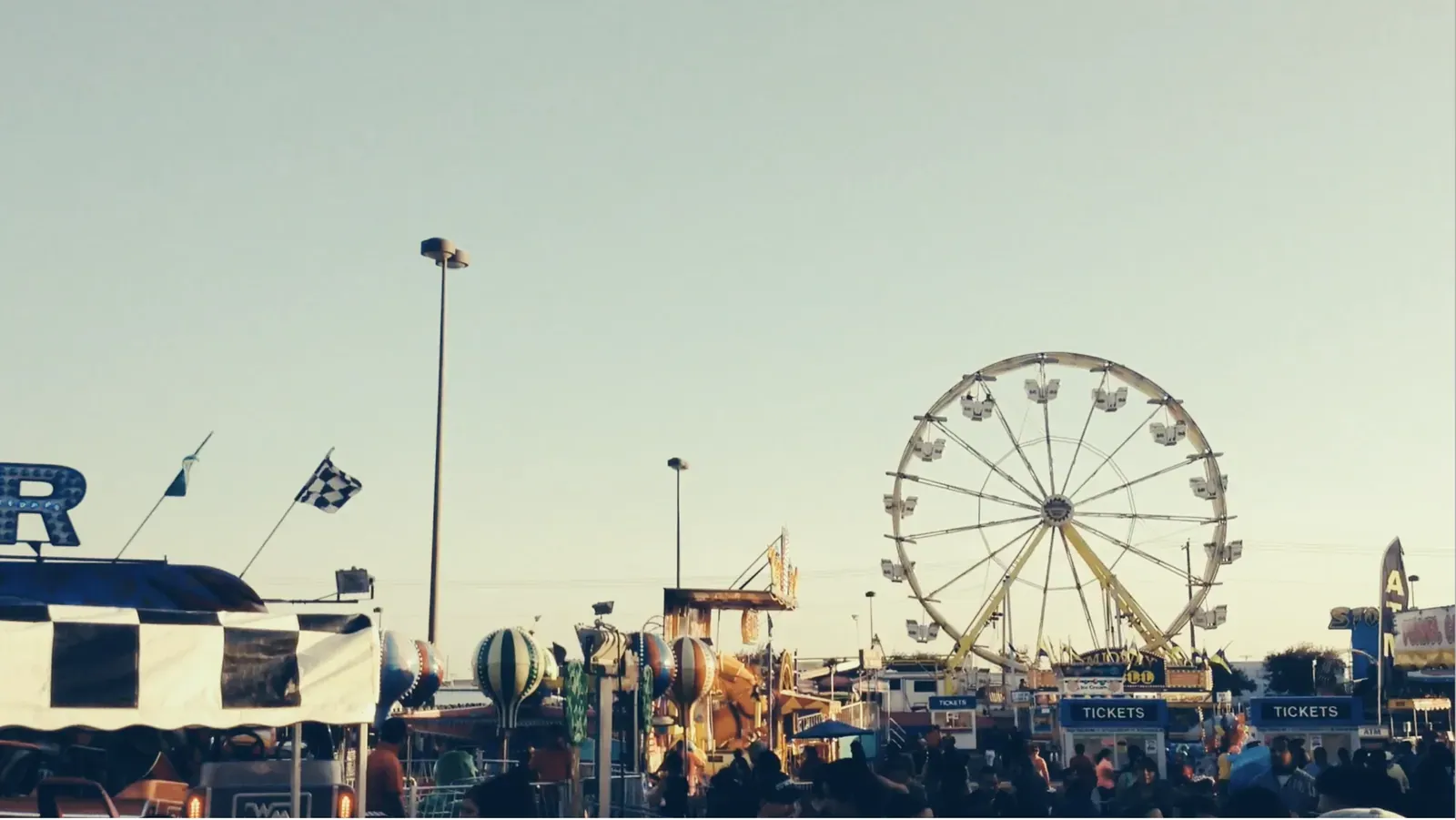Carnival w/ Bella